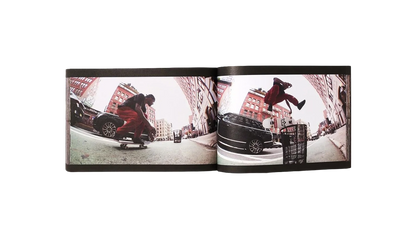 "Play Dead" Book "FW22 - Multi" SU26930