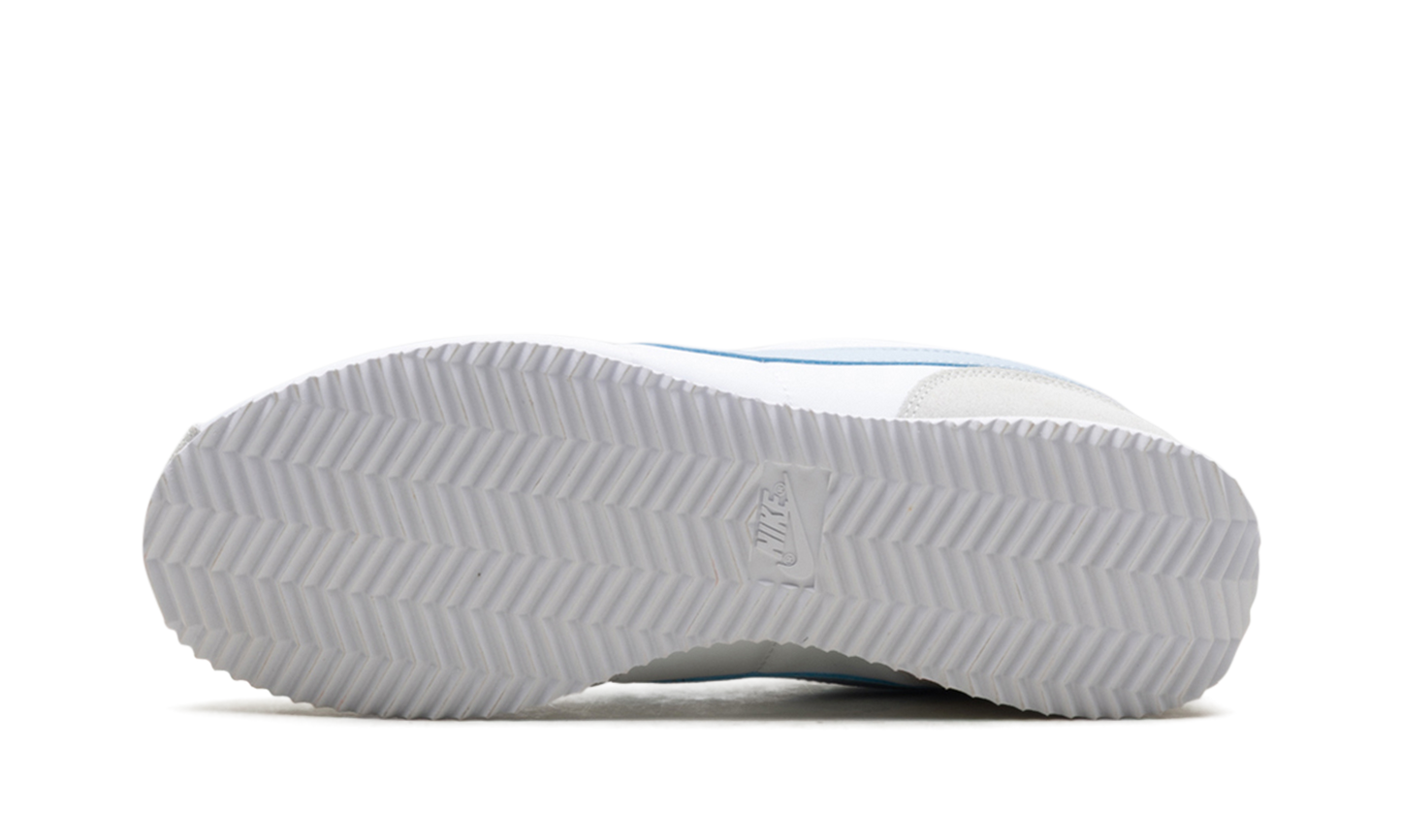 Cortez WMNS"White/Light Armory Blue/Light Orewood Brown" DZ2795 100
