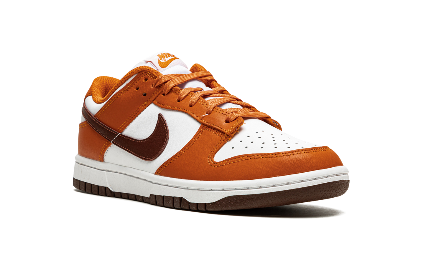 DUNK LOW WMNS"Bronze Eclipse" DQ4697 800