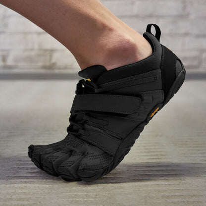 Women's V-Train 2.0 in Black Black