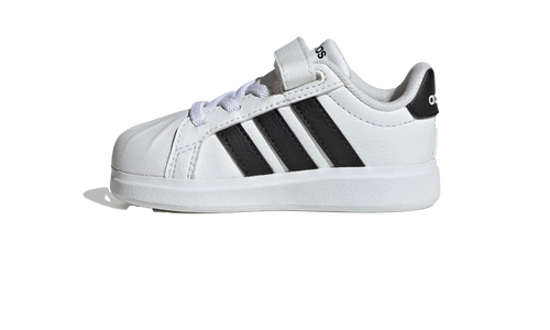 Streettalk Wide "Cloud White / Core Black / Core Black" JQ6145