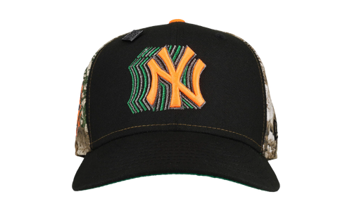 59FIFTY New York Yankees Trippy Metallic Fitted Hat "Real Tree / Black" NE339