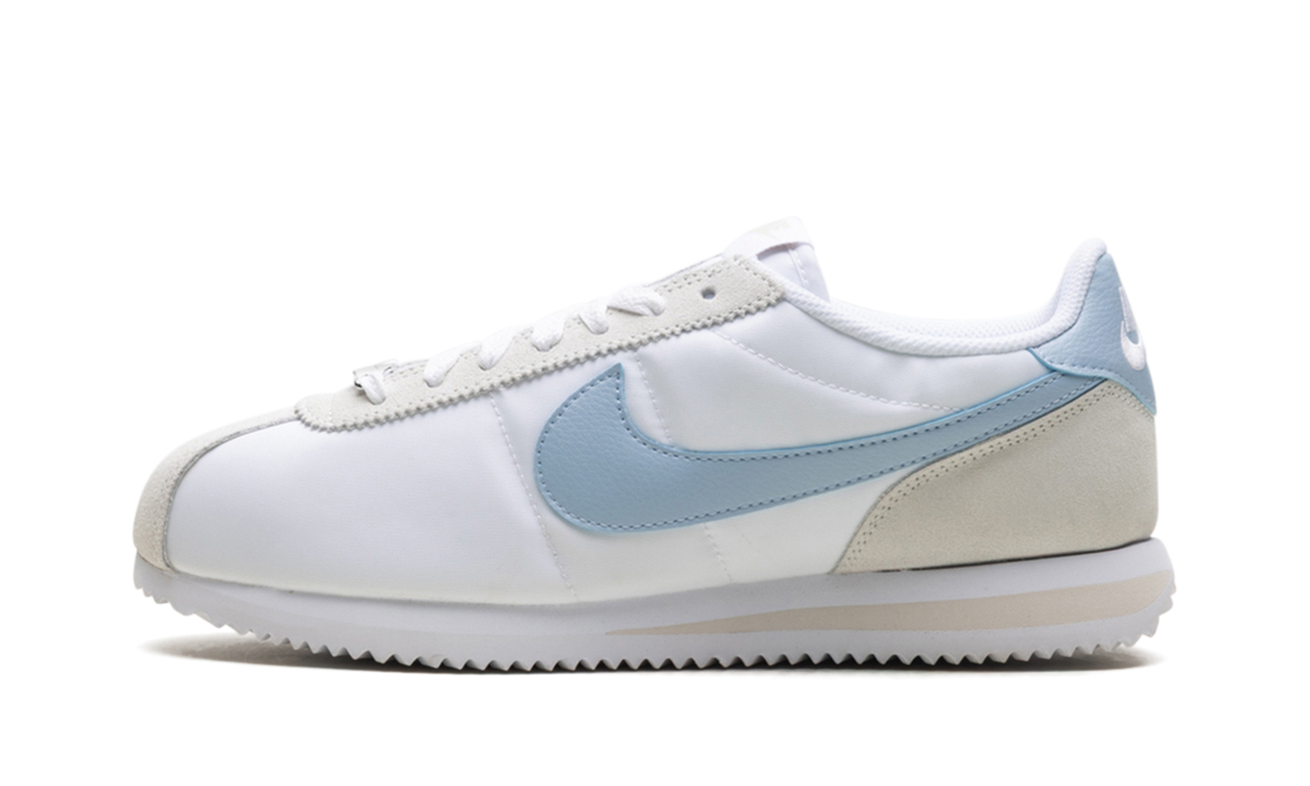 Cortez WMNS"White/Light Armory Blue/Light Orewood Brown" DZ2795 100