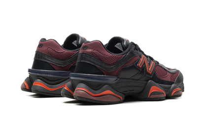 9060 "Black / Washed Burgundy" U9060BLA