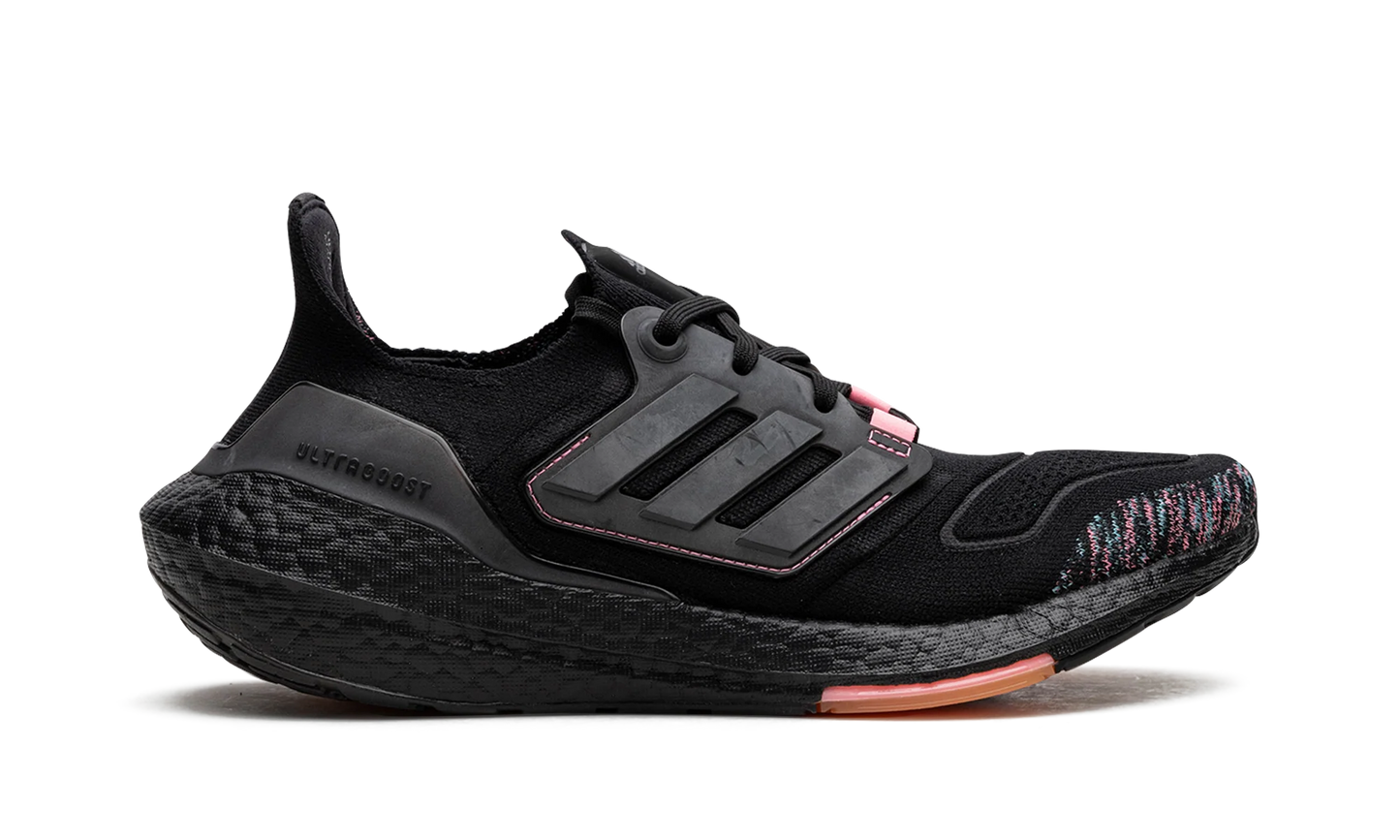 ULTRABOOST 22 WMNS "Black Beam Pink" GX5927