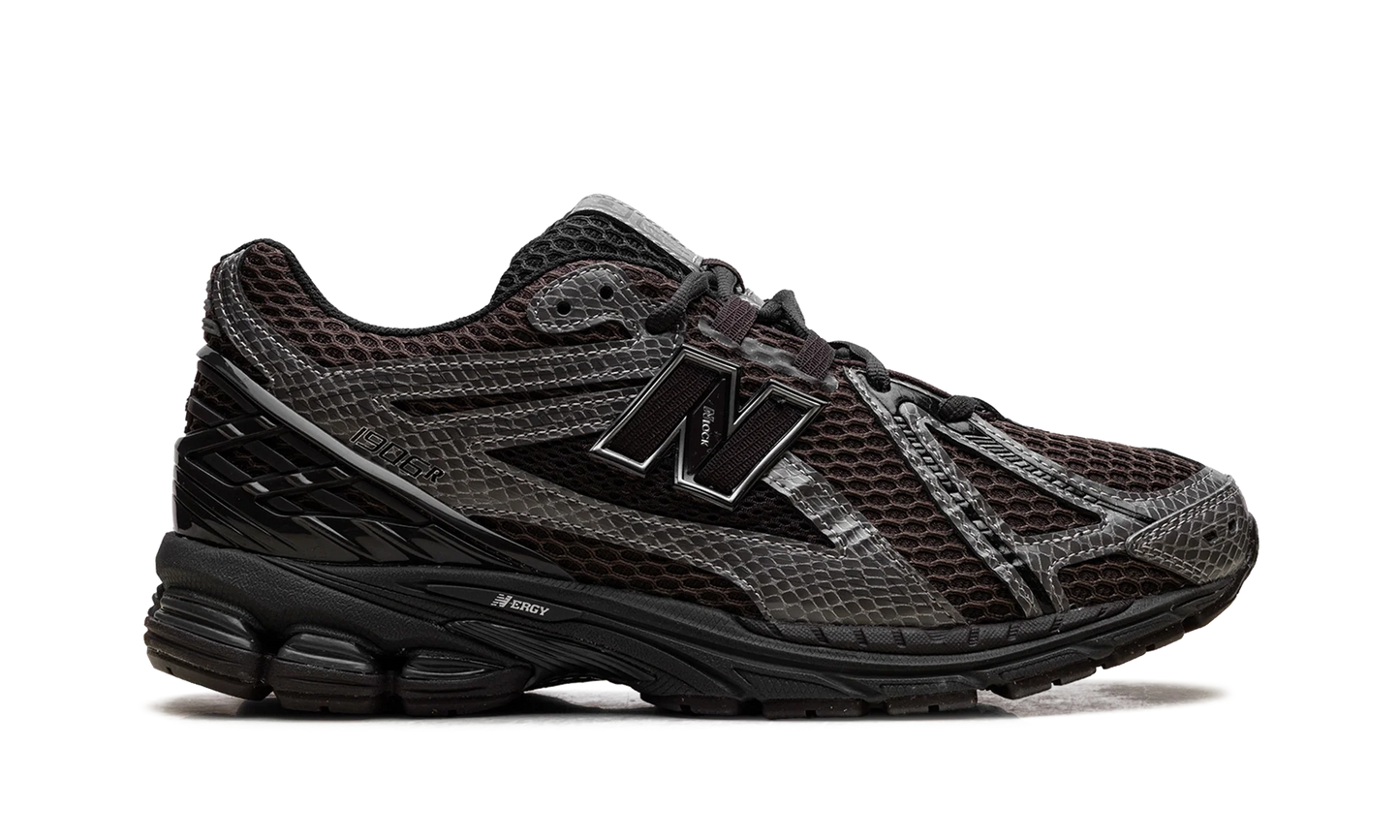1906 "Thunder Brown / Black" U19062NQ