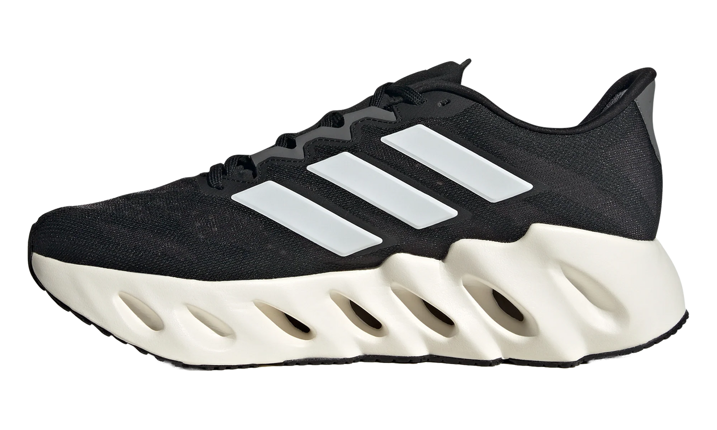 Switch FWD "Core Black Cloud White Grey" ID1780