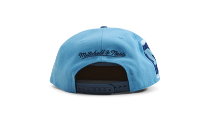 NCAA Jumbotron Snapback Cap "North Carolina Tar Heels - Navy / Light Blue" HHSS3466 UNCYYPPPNYLB