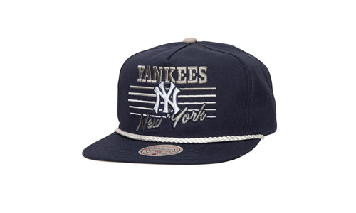 MLB Radiant Lines Deadstock Snapback Cap "New York Yankees - Navy" HM9132 NYYNAVY