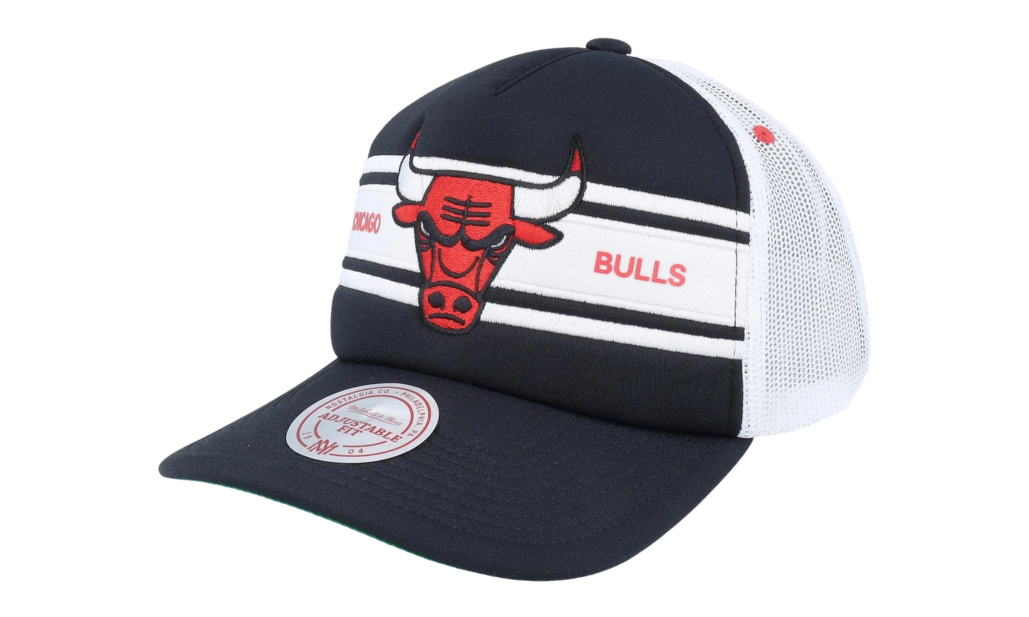 NBA Sideline Trucker Cap "Chicago Bulls - Black" HT8680 CBUBLCK