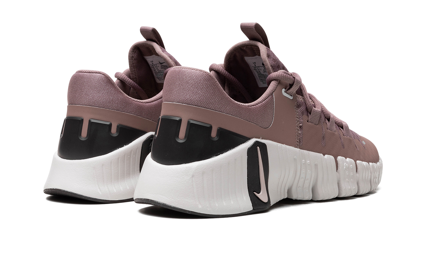 Free Metcon 5 WMNS"Smokey Muave" DV3950 201