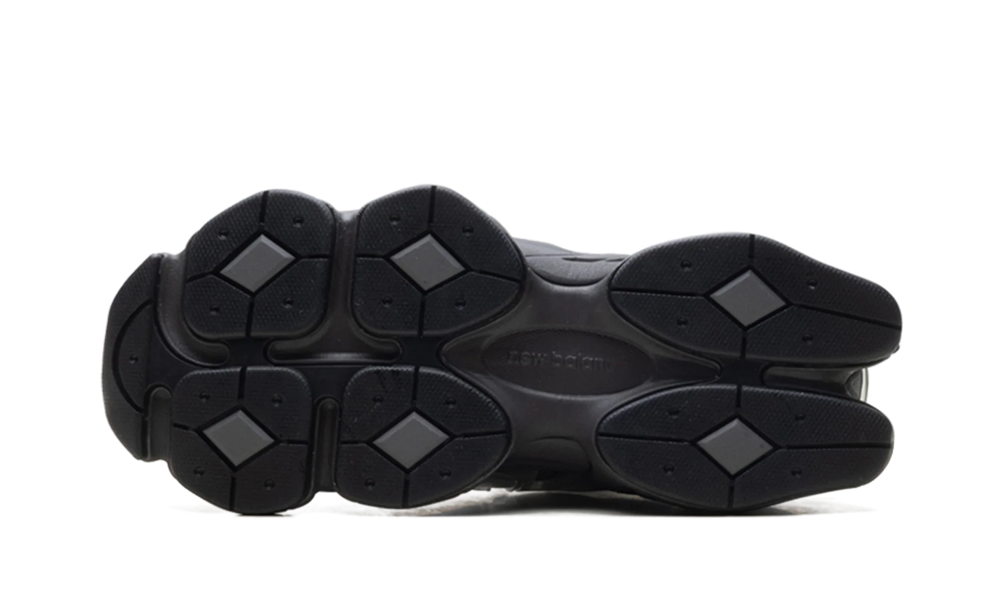 9060x Caged "Silver Metallic" U9060ISA