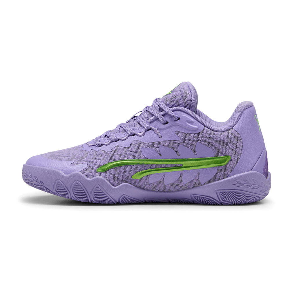 Stewie 3 Lace Em Up Basketball Shoes