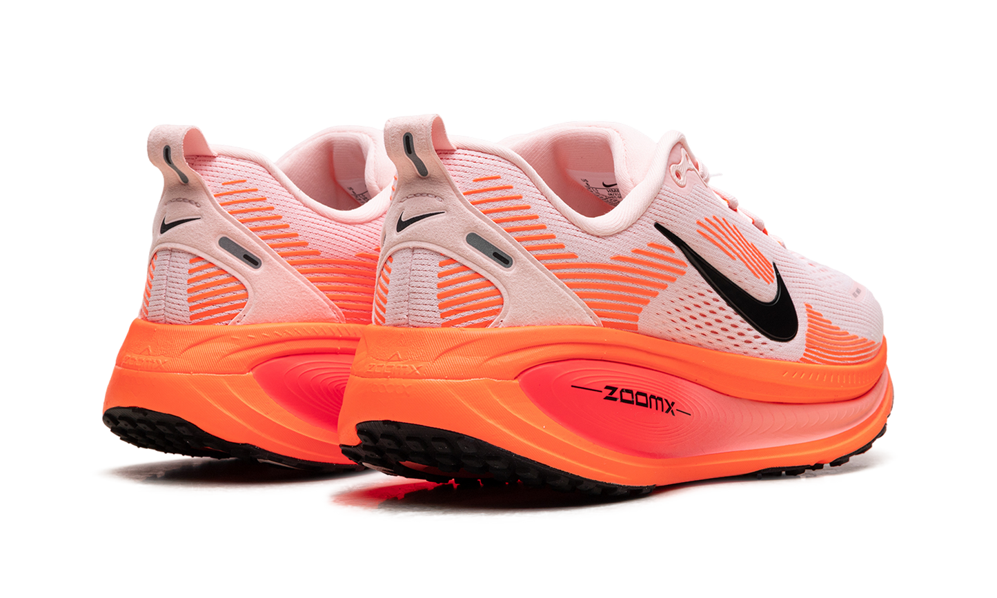 Vomero 18 WMNS"Atmosphere Pink" HM6804 600