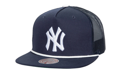 MLB Roper Trucker Cap "New York Yankees - Navy" HT8222 NYYNAVY