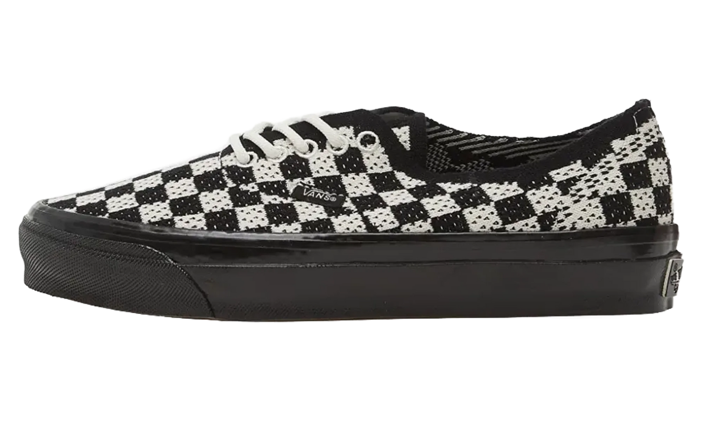 LX Authentic 44 EK "Punk Check Black Marshmallow" VN000EJC1KP