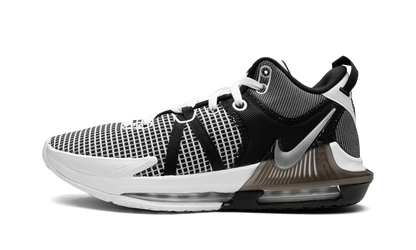 LeBron Witness VII "Metallic Silver" DM1123 100