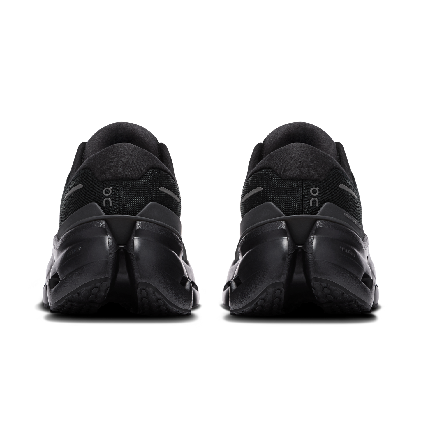 Men's Cloudrunner 3 in Black/Black