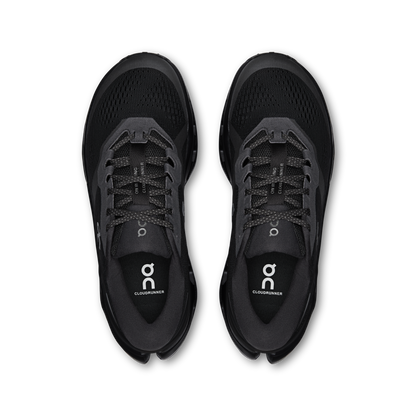 Women's Cloudrunner 3 in Black/Black
