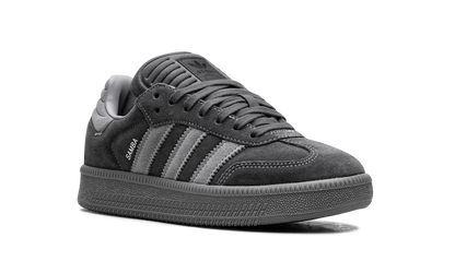 Samba XLG "Carbon Grey" ID3912
