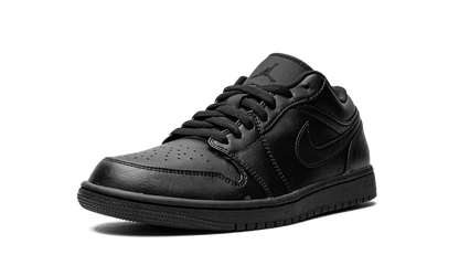 1 Low "Triple Black" 553558 093