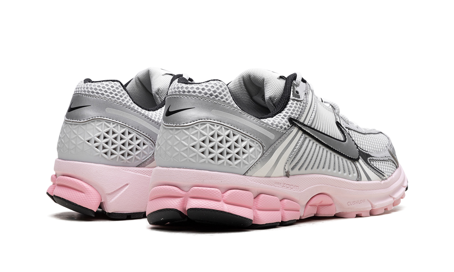 Zoom Vomero 5"Pink" HF1877-001