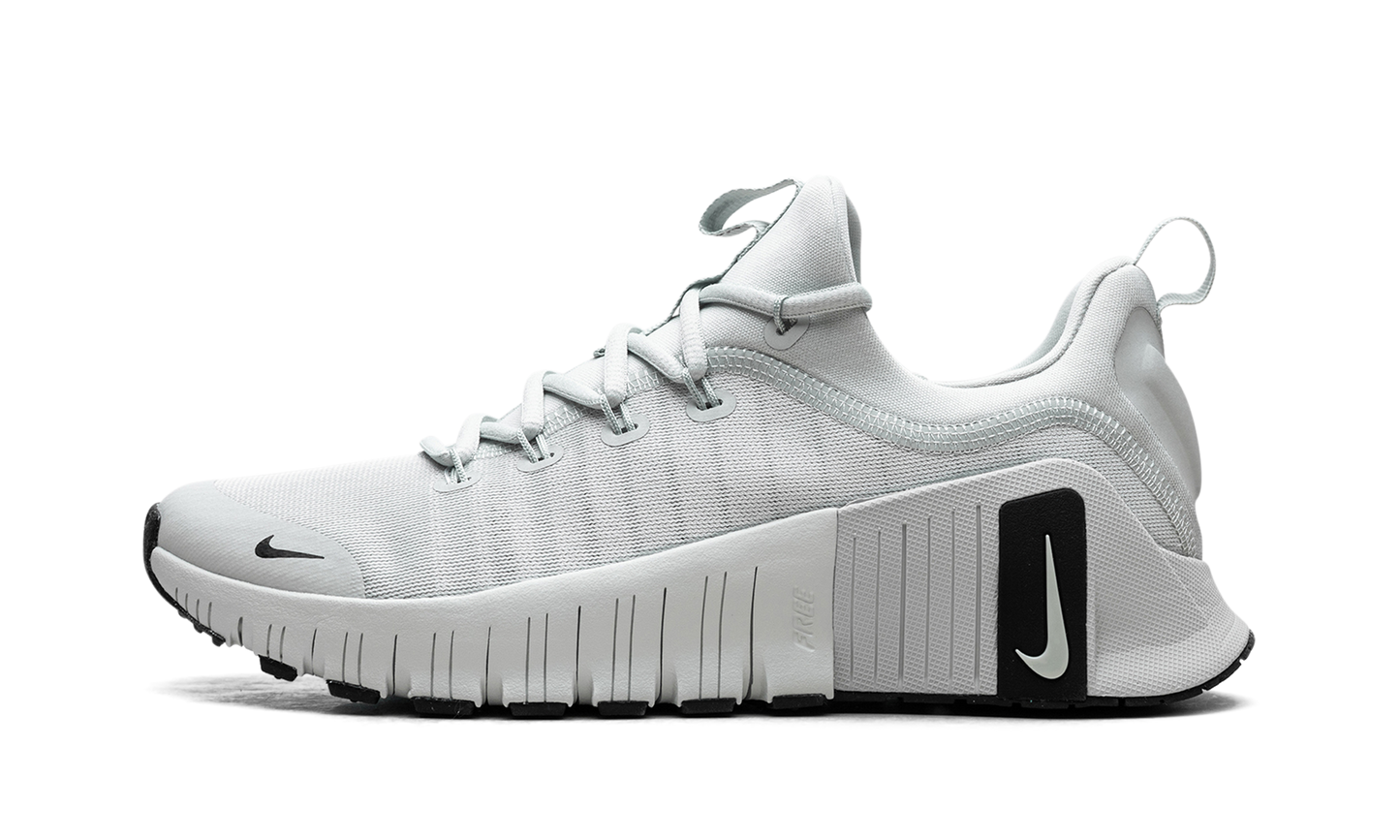 Free Metcon 6 WMNS"Light Silver Black" FJ7126 008