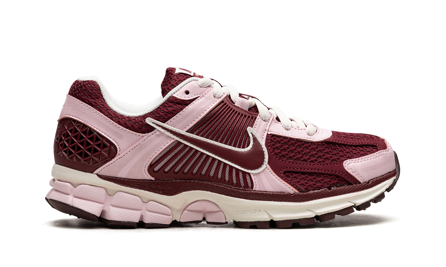 ZOOM VOMERO 5 WMNS"Pink Foam" FN7196 663