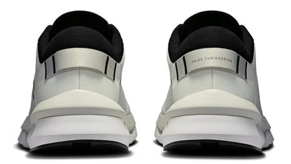On Running Cloudzone Ice Black