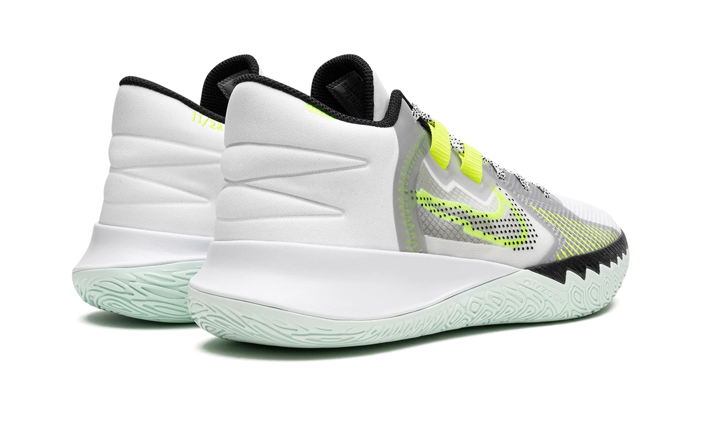 Kyrie Flytrap V "Grey" CZ4100 101