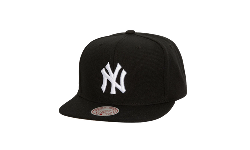 MLB Evergreen Black White Snapback Cap "New York Yankees - Black" HS8544 NYYBLCK