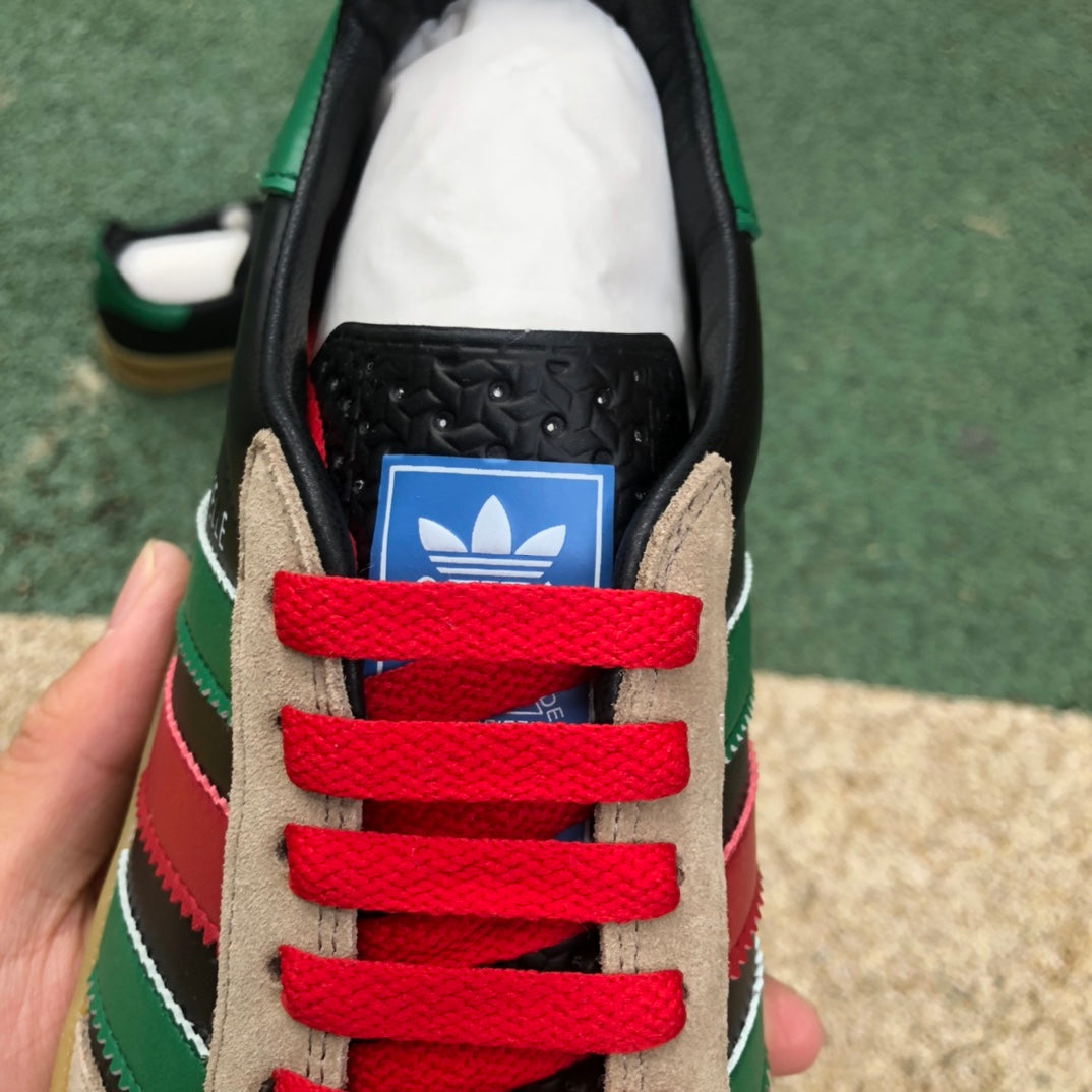 x Gazelle Black Green Red