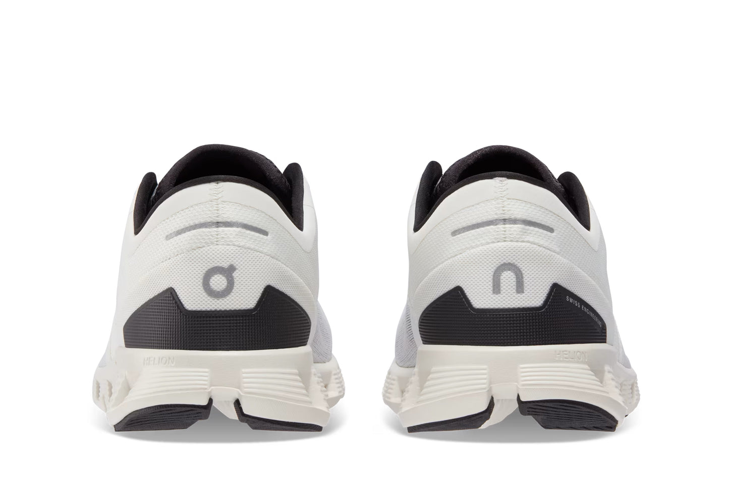 Running Cloud X 3 Ivory Black