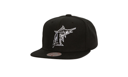 MLB Cooperstown Evergreen Black White Snapback Cap "Miami Marlins - Black" HS8028 FMABLCK