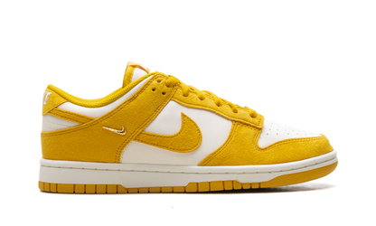 Dunk Low WMNS"Dark Sulfur Gold Mini Swoosh" IB4417 101