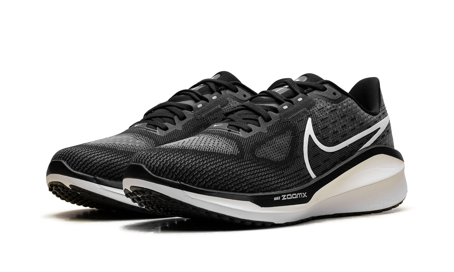 Vomero 17 Wmns"Black" FB8502 001