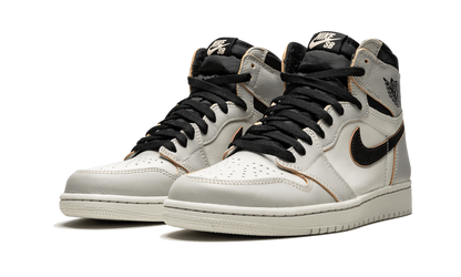 1 SB Retro High OG "NYC to Paris" CD6578 006