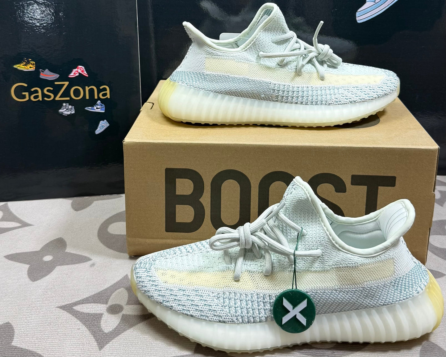 Boost 350 V2 Cloud White (Reflective)