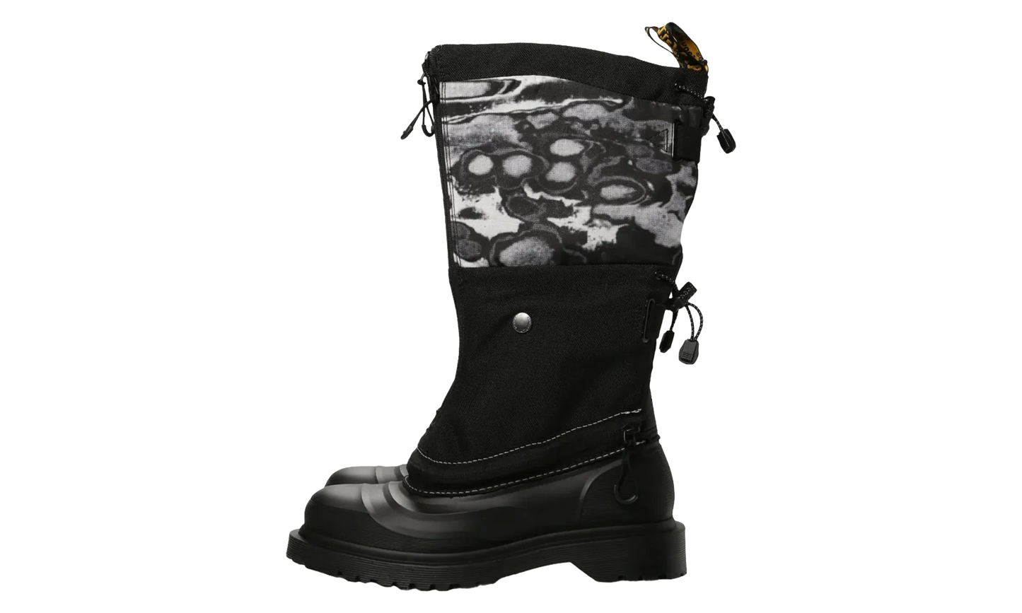 Black Tailgate 1460 Sub Boot "Black" 31839009