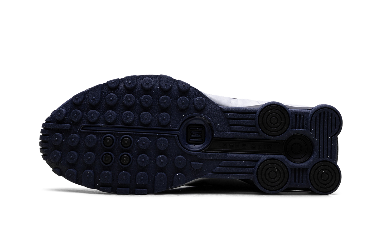 Shox R4 WMNS"Blue Void" AR3565 400