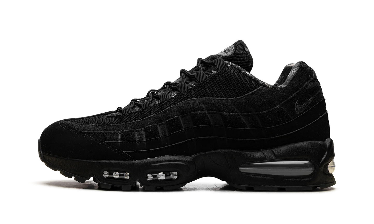 Air Max 95 "Big Bubble Black Realtree Edge Camo" IQ0302 010