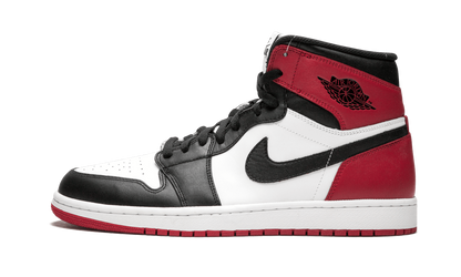 1 Retro High OG "Black Toe" 555088 184