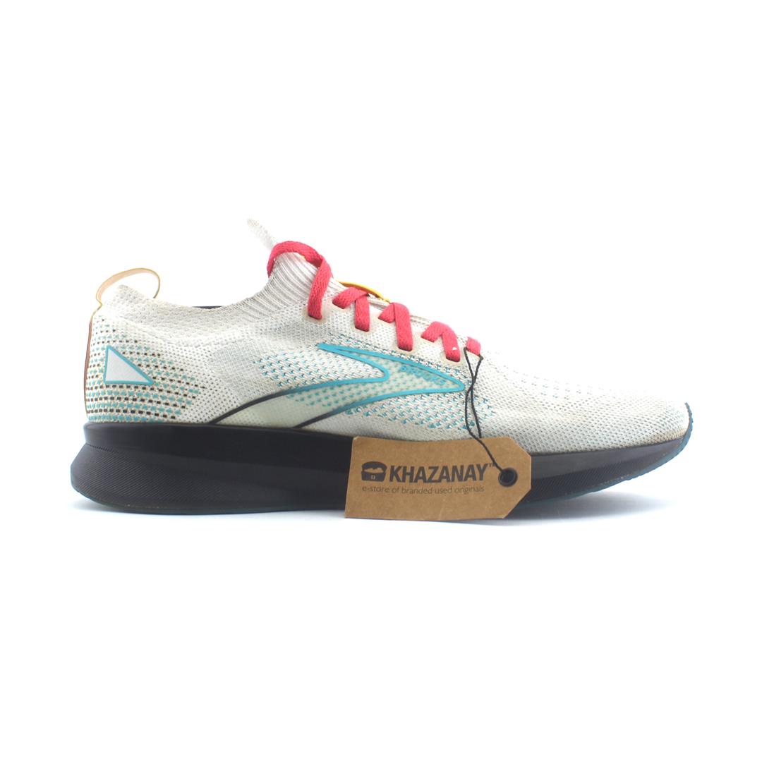 LEVITATE STEALTHFIT 5