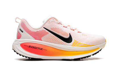Vomero 18 WMNS"Sail Bright Crimson Laser Orange" HM6804 100