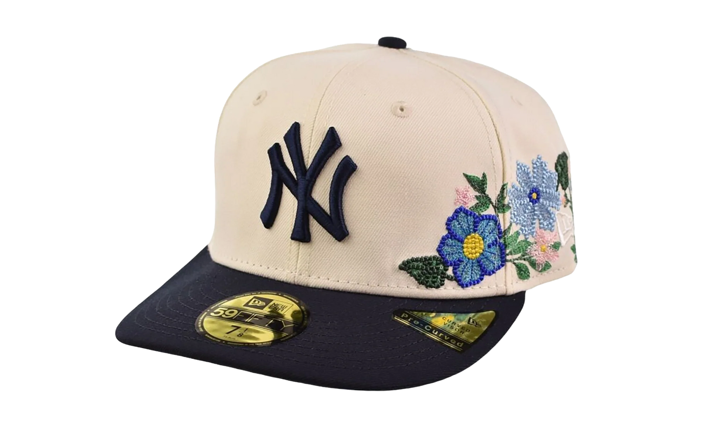 59FIFTY New York Yankees Tonal Florals Fitted Hat "Chrome White" 60668976