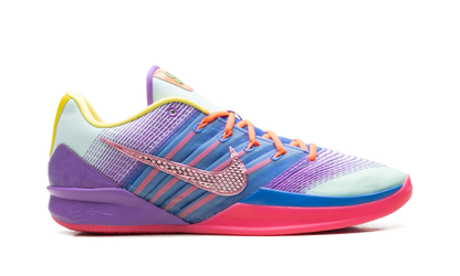 Sabrina 3 WMNS "What The" IO7845 300