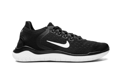 FREE RN 2018 MNS WMNS"BLACK WHITE" 942837 001