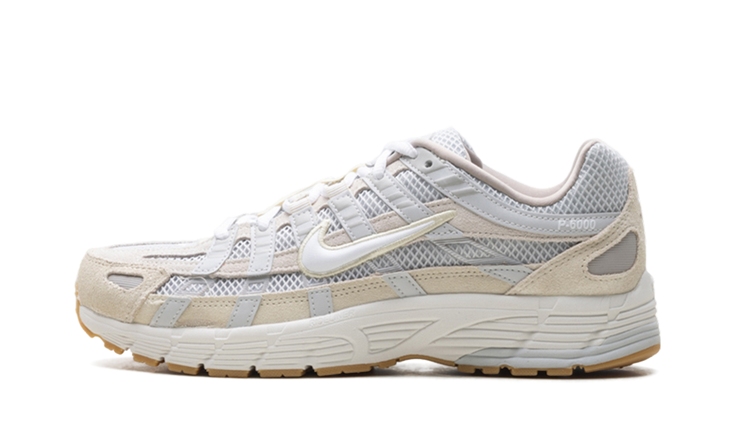 P-6000 WMNS"Photon Dust Light Khaki" HV4312 025