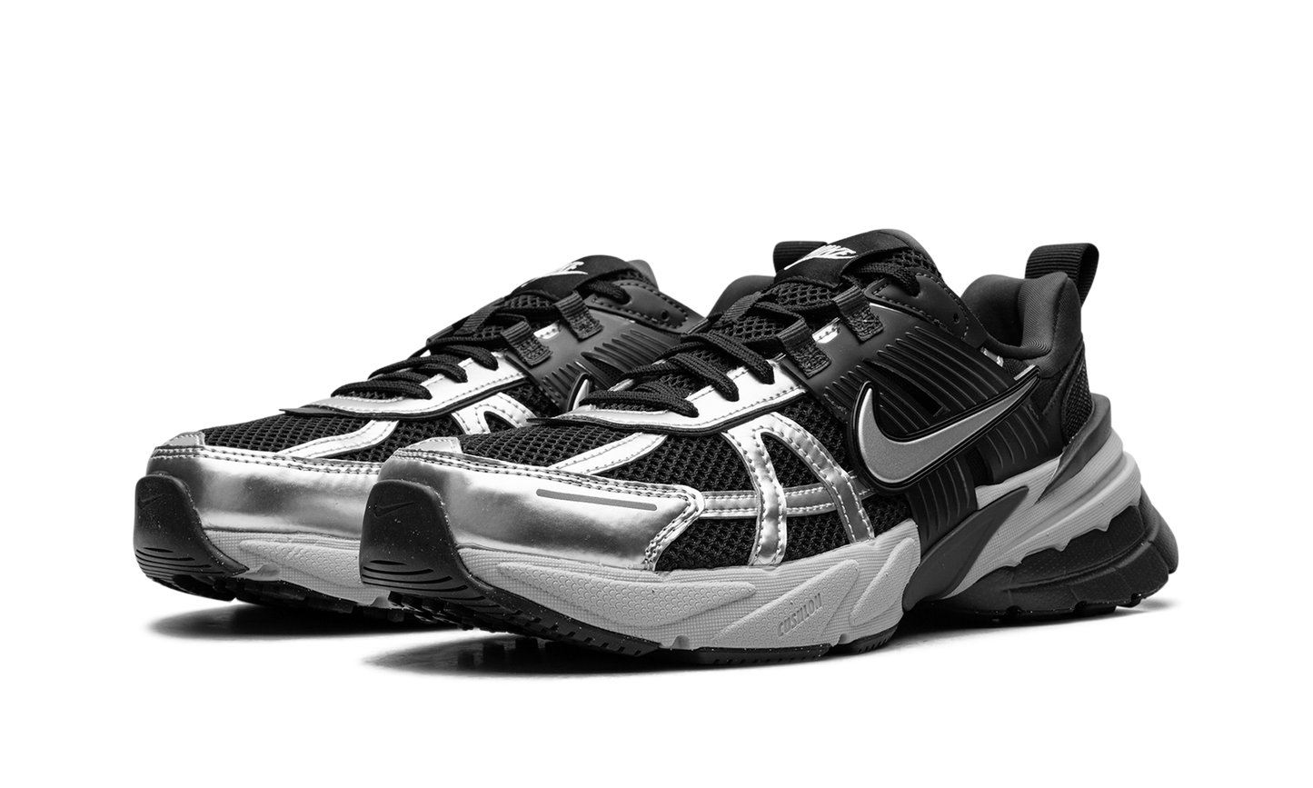 V2K Run WMNS"Black Metallic Silver" FD0736 005