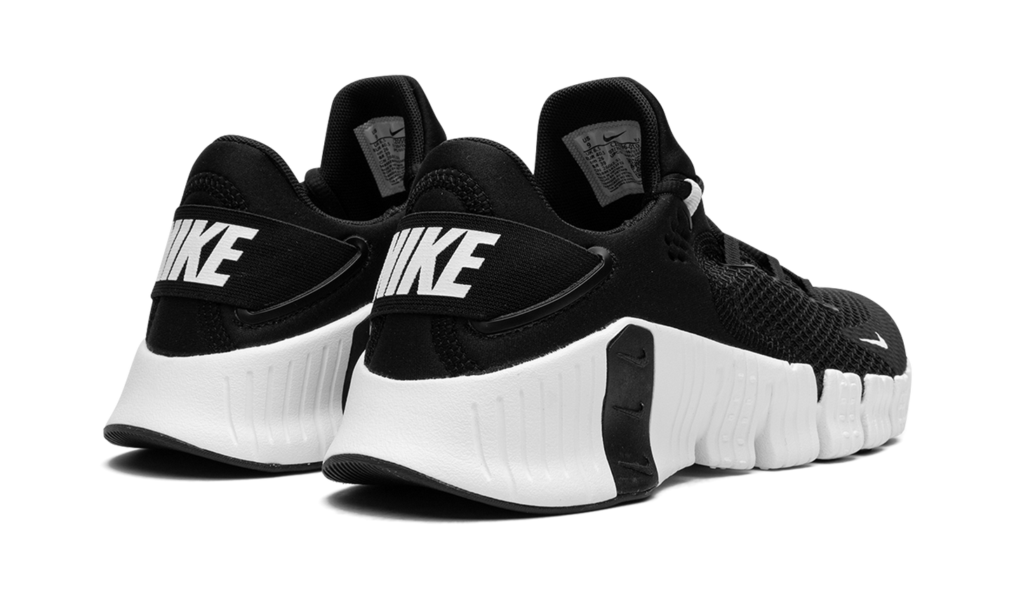 FREE METCON 4 WMNS"Black-White Metcon 4" CZ0596 010